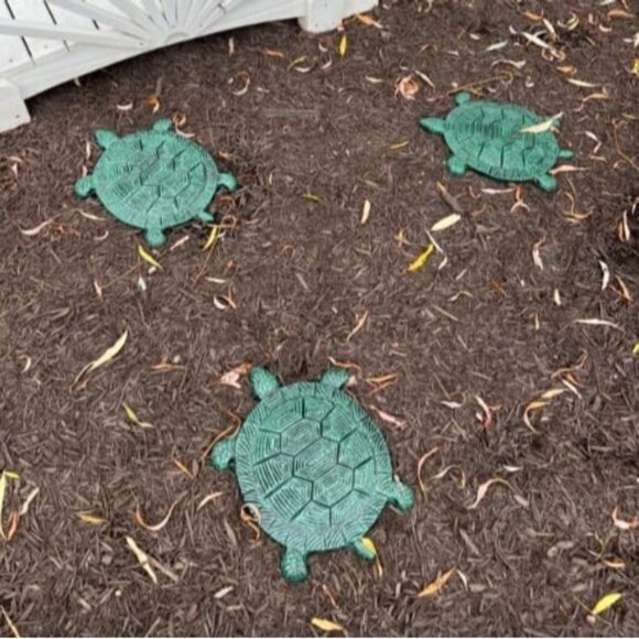 Cast Iron Stepping Stone, Turtle Stepping Stone, Decorative Tortoise Flagstone - Picture 2 of 2